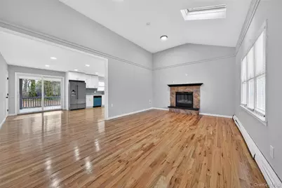 45 Oak Avenue, Shirley, NY 11967 - Photo 9