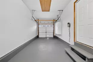 45 Oak Ave, Shirley, NY 11967 - Photo 31