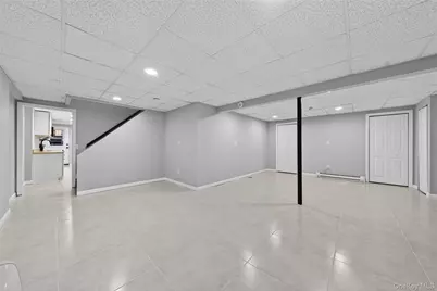 45 Oak Avenue, Shirley, NY 11967 - Photo 25