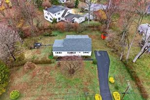 107 Whittier Dr, Thornwood, NY 10594 - Photo 27