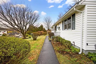 107 Whittier Drive, Thornwood, NY 10594 - Photo 3