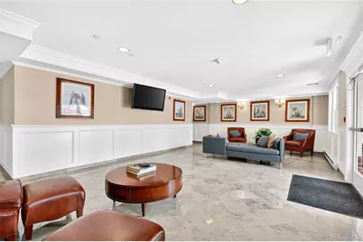 225 Stanley Avenue #204, Mamaroneck, NY 10543 - Photo 3