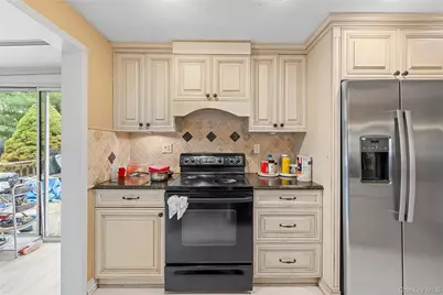 147 Horseblock Road, Centereach, NY 11720 - Photo 5