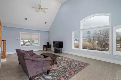 10 Delta Road, Massapequa, NY 11758 - Photo 15