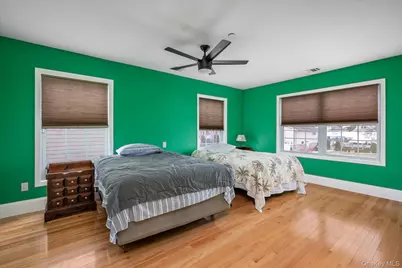 10 Delta Road, Massapequa, NY 11758 - Photo 27