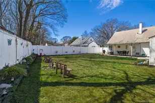 712 Nightingale Rd, West Hempstead, NY 11552 - Photo 19