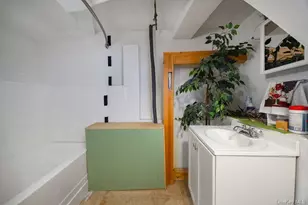 88 Innis Ave, Poughkeepsie, NY 12601 - Photo 23