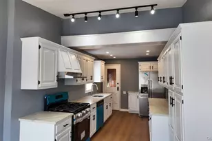 50 E St Marks Pl, Valley Stream, NY 11580 - Photo 9