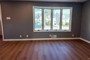 50 E St Marks Pl, Valley Stream, NY 11580 - Photo 5