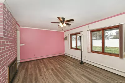 24 Cloister Lane, Hicksville, NY 11801 - Photo 9