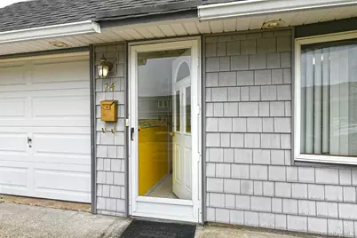 24 Cloister Lane, Hicksville, NY 11801 - Photo 3
