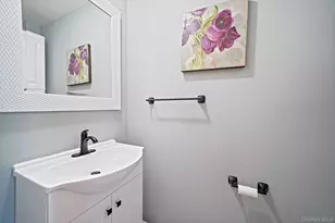 30 Tulip Grove Dr, Lake Grove, NY 11755 - Photo 21