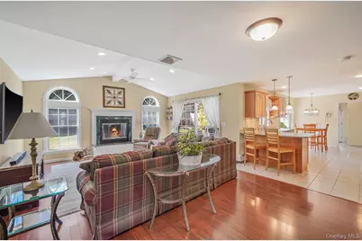 30 Tulip Grove Drive, Lake Grove, NY 11755 - Photo 9