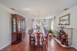 30 Tulip Grove Dr, Lake Grove, NY 11755 - Photo 7