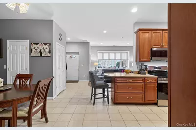 105 Francesca Way #105, Amityville, NY 11701 - Photo 9