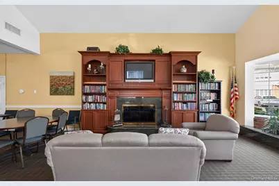 105 Francesca Way #105, Amityville, NY 11701 - Photo 23