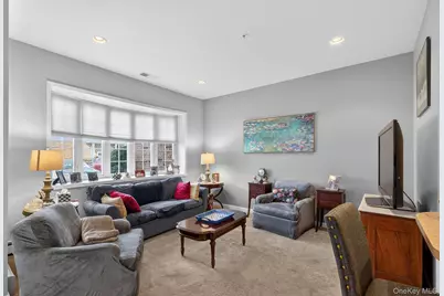 105 Francesca Way #105, Amityville, NY 11701 - Photo 5