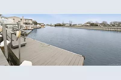 3965 Darby Lane, Seaford, NY 11783 - Photo 31