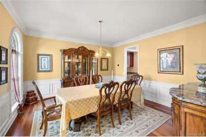32 Avolet Court, Mount Sinai, NY 11766 - Photo 15