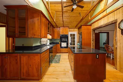 18 Hummingbird, Staatsburg, NY 12580 - Photo 11