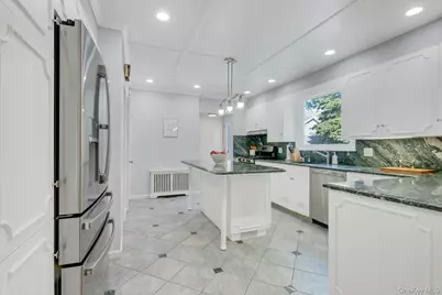 18 Knollwood Road, Eastchester, NY 10709 - Photo 11