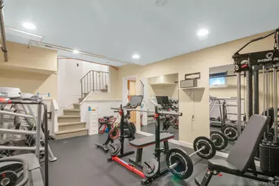 18 Knollwood Road, Eastchester, NY 10709 - Photo 27