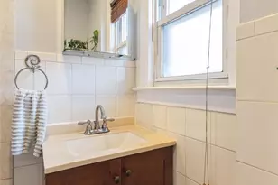 93-05 208th St, Queens Village, NY 11428 - Photo 15