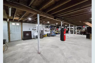 310 Browns Road, Nesconset, NY 11767 - Photo 17