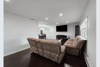 310 Browns Road, Nesconset, NY 11767 - Photo 9