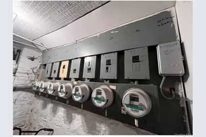 862 Woodward Avenue, Ridgewood, NY 11385 - Photo 7