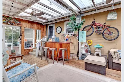 31 Roneck Court, Shirley, NY 11967 - Photo 15