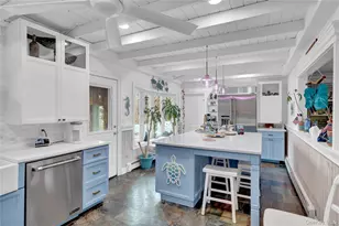 31 Roneck Ct, Shirley, NY 11967 - Photo 27