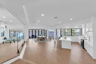 10 Bay View Dr, Hampton Bays, NY 11946 - Photo 7