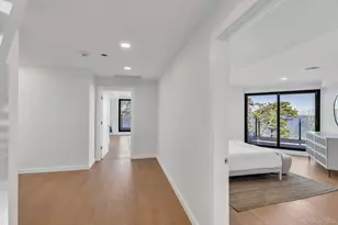10 Bay View Dr, Hampton Bays, NY 11946 - Photo 33