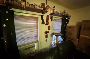 31 Huber Pl, Yonkers, NY 10704 - Photo 11