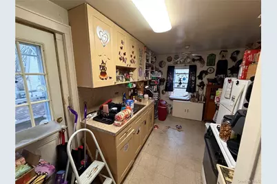 31 Huber Place, Yonkers, NY 10704 - Photo 9