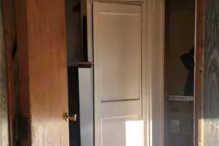 31 Huber Pl, Yonkers, NY 10704 - Photo 19