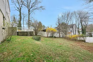 250 5th St, Mamaroneck, NY 10543 - Photo 23