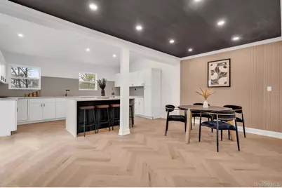 48 Sperry Court, New Hyde Park, NY 11040 - Photo 9