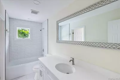 22 Brian Drive, East Islip, NY 11730 - Photo 11