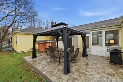 408 Balmville Terrace, Newburgh, NY 12550 - Photo 17