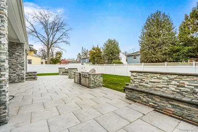 30 Alicia Court, Hempstead, NY 11550 - Photo 21