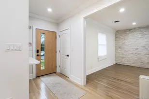 30 Alicia Ct, Hempstead, NY 11550 - Photo 5