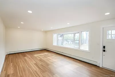 61 Preston Street, Huntington, NY 11743 - Photo 17