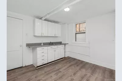 1062 Calhoun Avenue, Bronx, NY 10465 - Photo 29