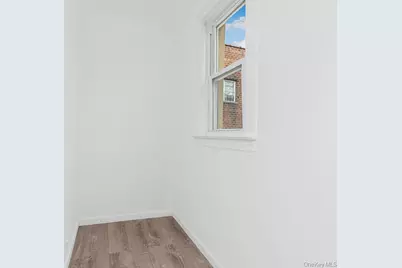 1062 Calhoun Avenue, Bronx, NY 10465 - Photo 13