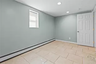 26 Indiana Ave, Long Beach, NY 11561 - Photo 9