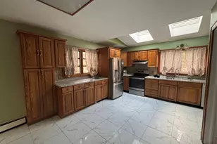 2119 Maple Ave, Cortlandt Manor, NY 10567 - Photo 3