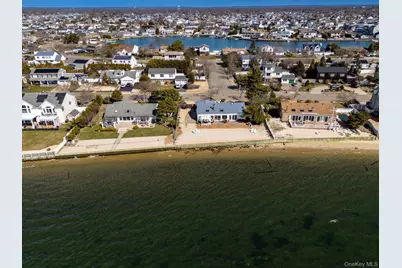 65 Shore Drive S, Copiague, NY 11726 - Photo 25