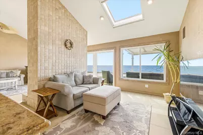 65 Shore Drive S, Copiague, NY 11726 - Photo 5